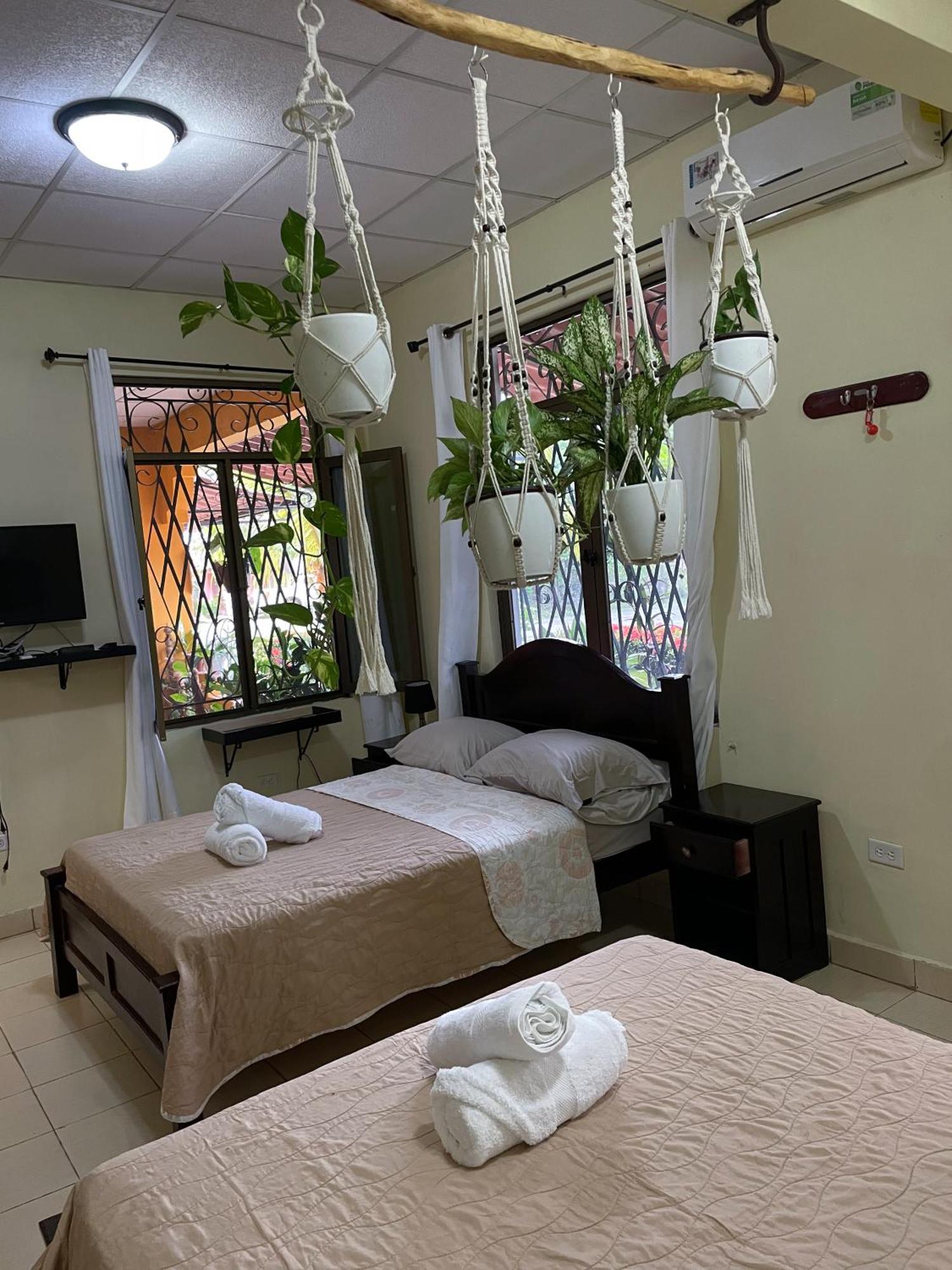Hostel Kimmell / Hostal Familiar La Casita De Los Kimmell Лас Таблас Стая снимка